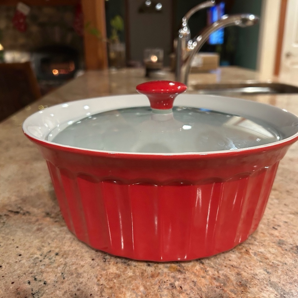 Covered Round Red Stoneware 10”Casserole Dish Oven Safe with Glass Matching Lid